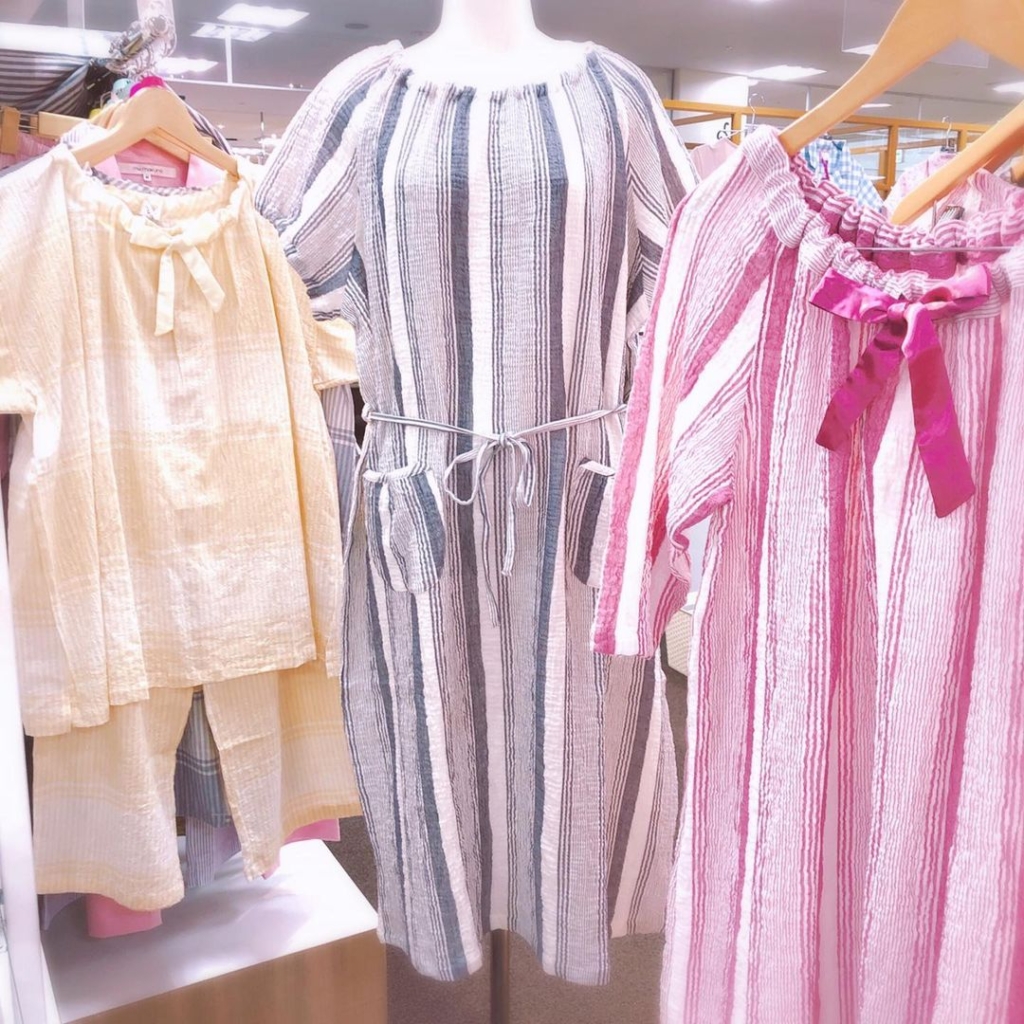 【ゆめタウンサンピアン店】眠りの専門店マイまくらのオリジナルパジャマ 『眠り衣〜ねむりえ〜』の新作半袖パジャマが、 素材やデザイン豊富に入荷中です。